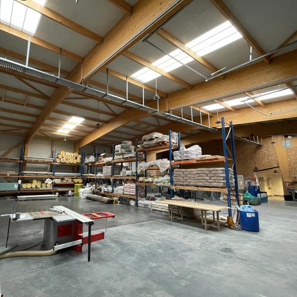 Entrepôt de Chesnel Batiment artisan bâtisseur dans le Calvados